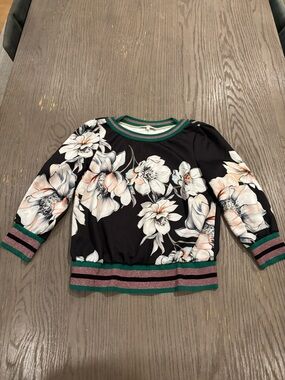 Patrizia Pepe Black Top with big floral print